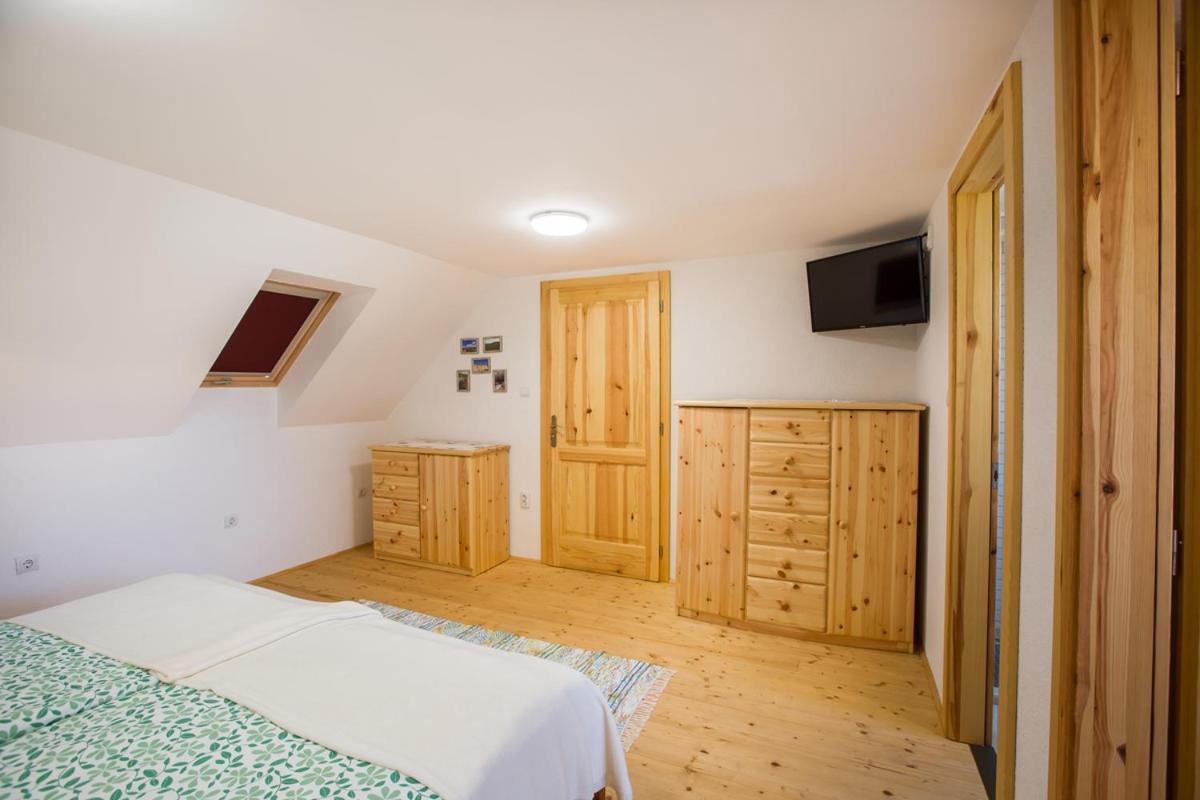 Bakony-Cinca Vendeghaz Hotel Szentgal Luaran gambar