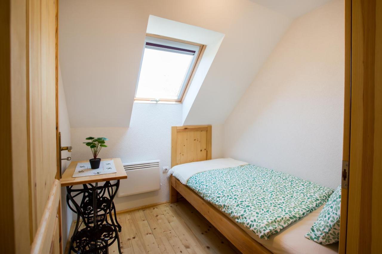 Bakony-Cinca Vendeghaz Hotel Szentgal Luaran gambar