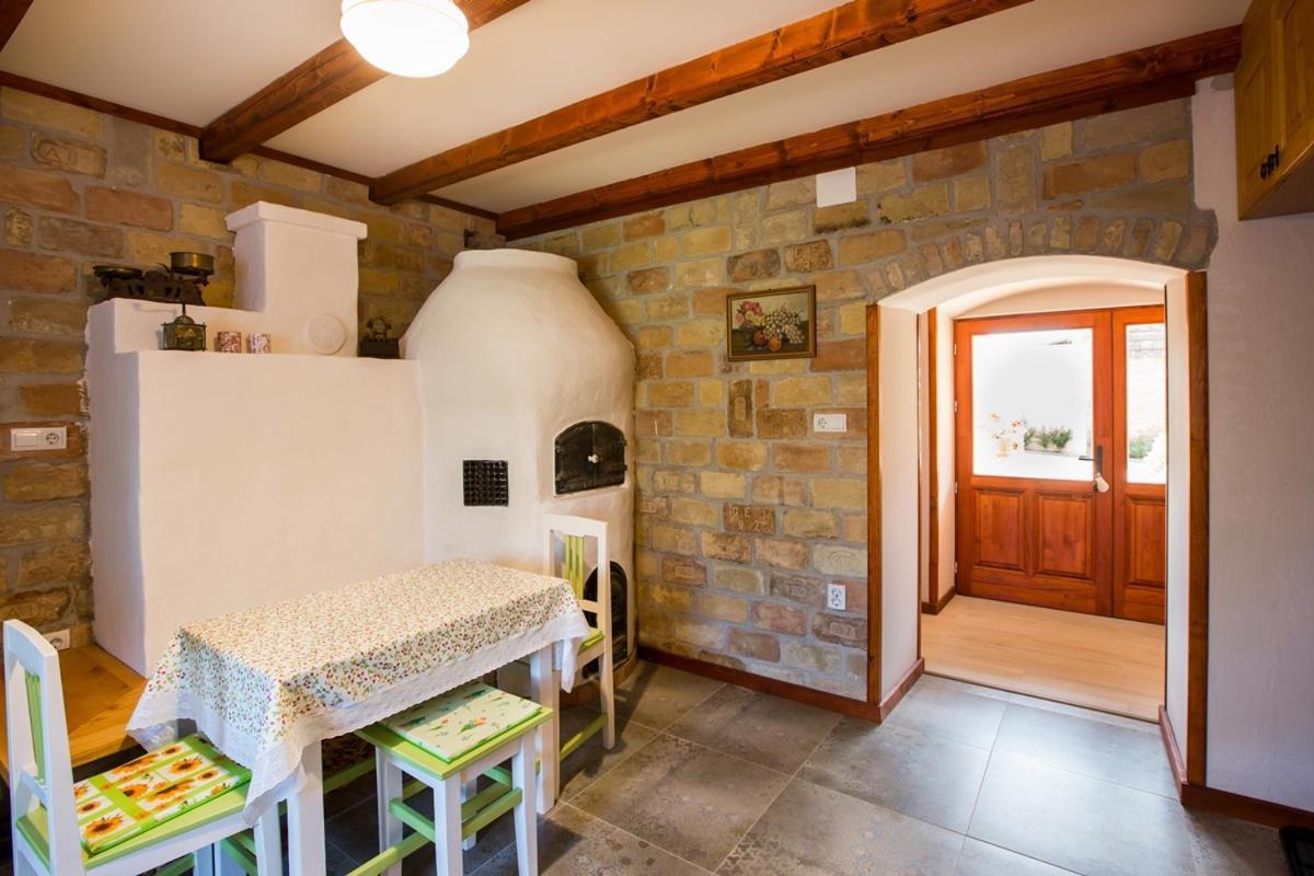 Bakony-Cinca Vendeghaz Hotel Szentgal Luaran gambar